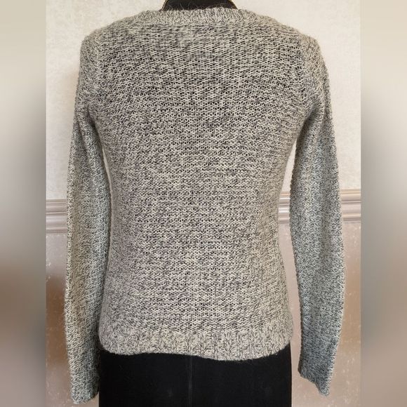 Vero Moda Scoop Neck Cropped Knit Sweater - Picture 2 of 10